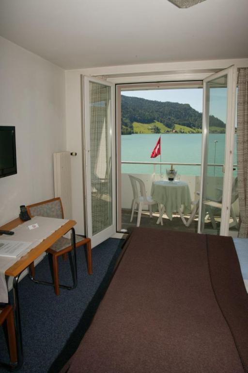 Hotel Restaurant Morgarten Unterägeri Szoba fotó
